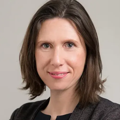 Elizabeth Fletcher headshot