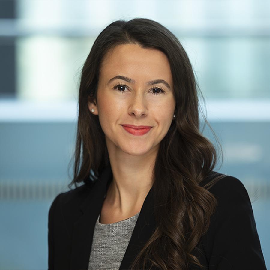Yasmin Khan-Gunns, Divorce & Family Associate at Clyde & Co, London